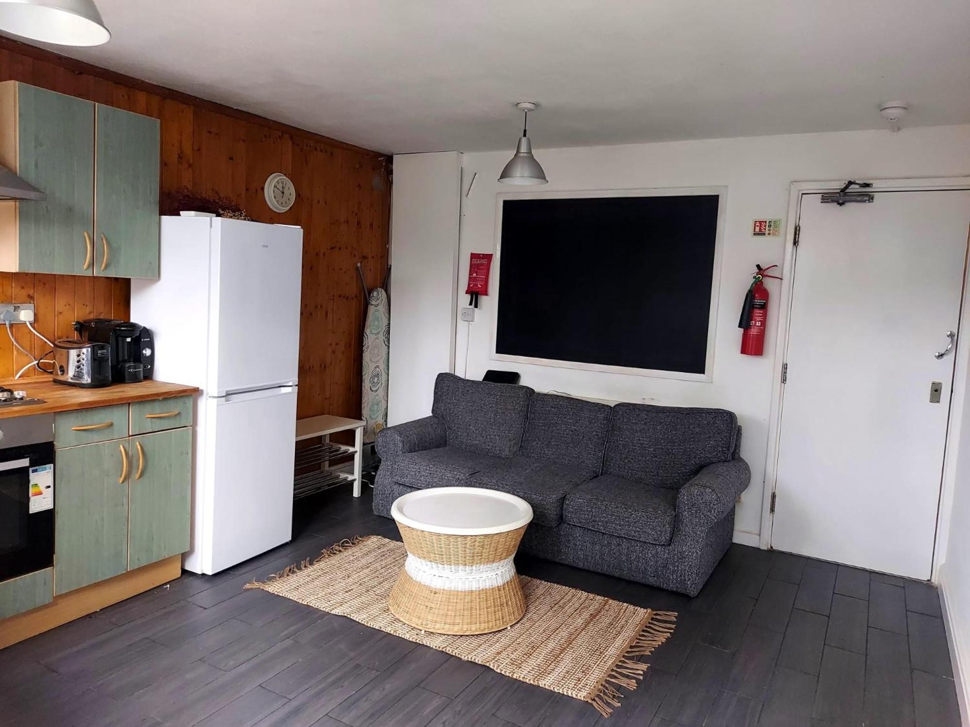 Kelsall Guest House Бирмингем Экстерьер фото