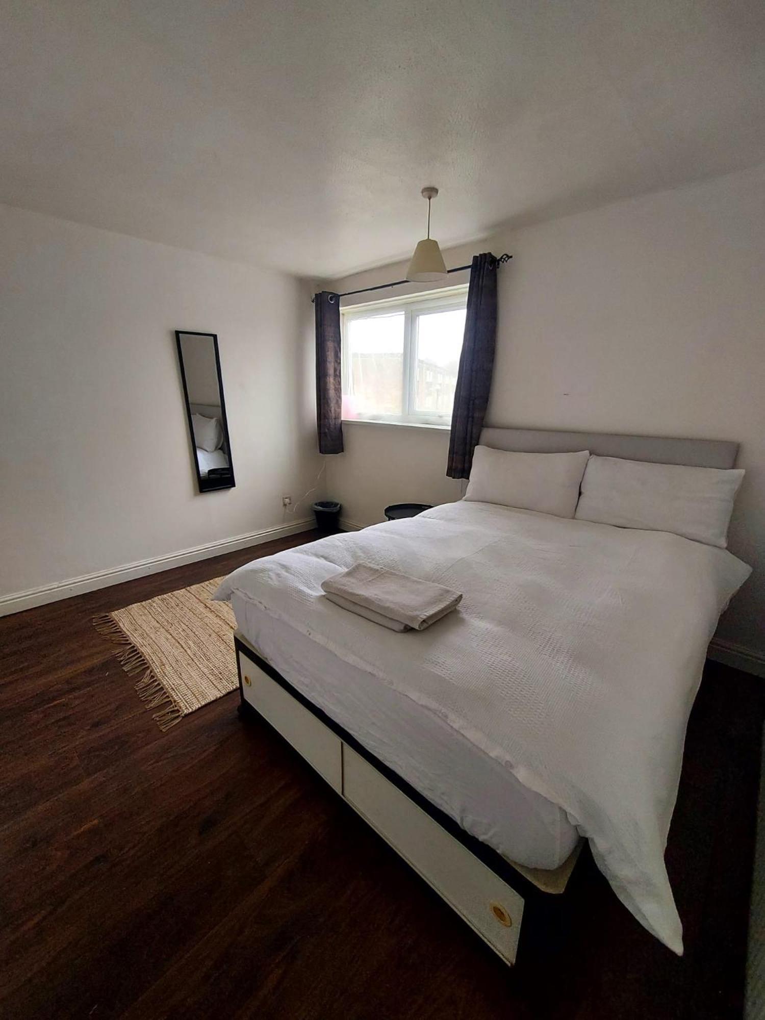 Kelsall Guest House Бирмингем Экстерьер фото