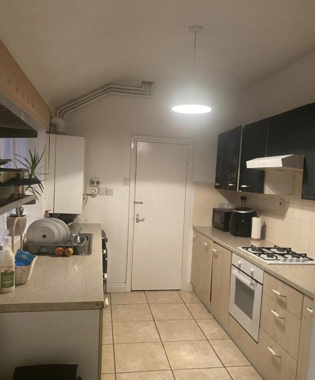 Kelsall Guest House Бирмингем Экстерьер фото