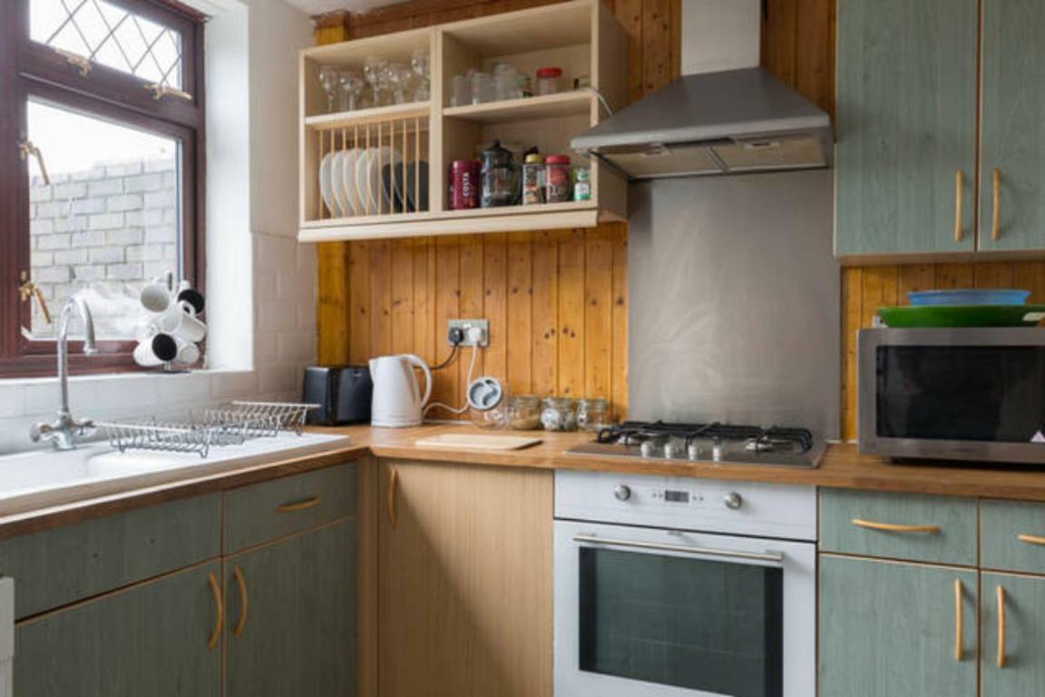 Kelsall Guest House Бирмингем Экстерьер фото