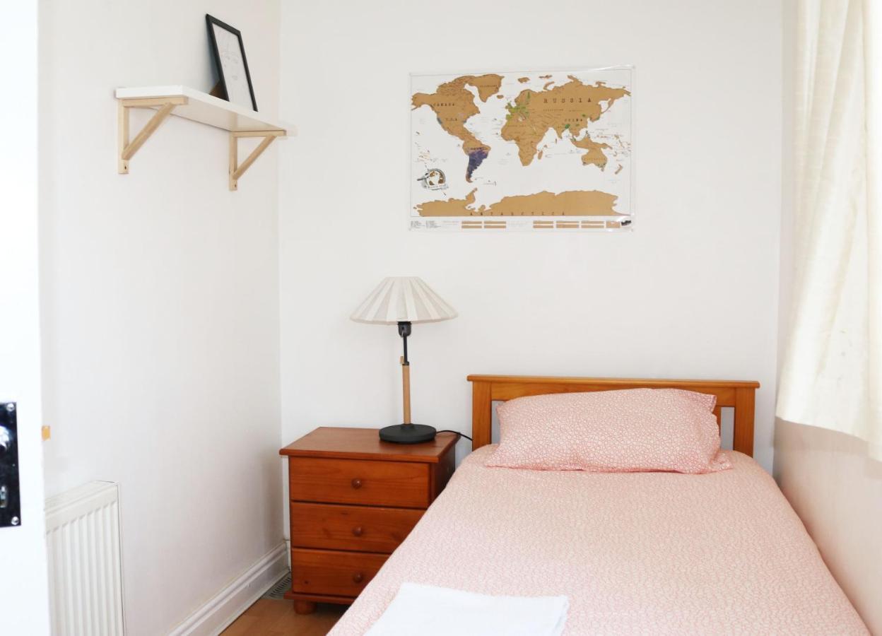 Kelsall Guest House Бирмингем Экстерьер фото